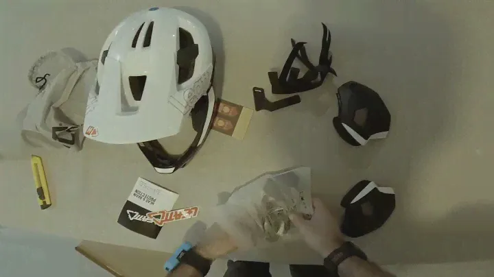 Unboxing new Helmet - Leatt Enduro 3.0