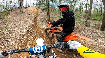 ENDURO - KTM vs Husqvarna