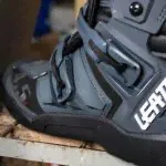 Leatt 5.5 FlexLock Enduro Graphene мотоботы
